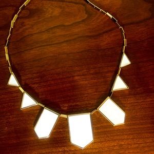 House of Harlow 1960 white and gold necklace